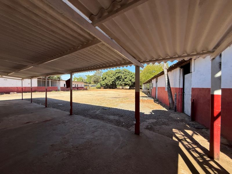 Foto de ÁREA COMERCIAL COM GALPÃO – 4.034 m² | OPORTUNIDADE EM GOIÁS